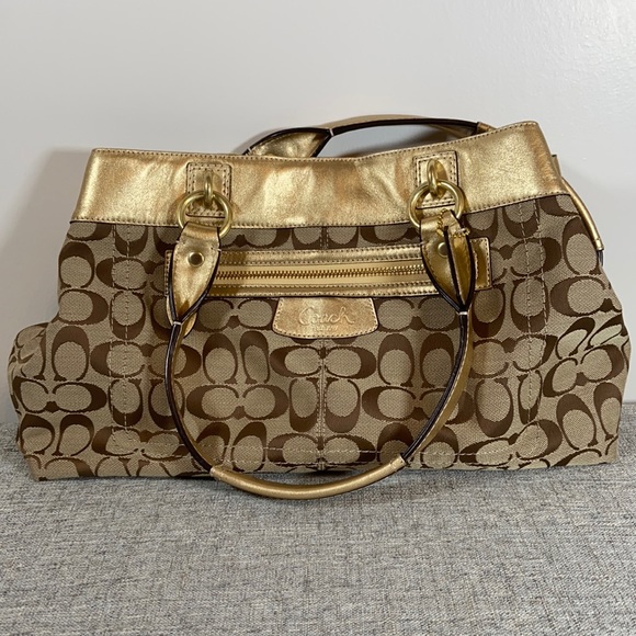 Coach Penelope Handbag - Picture 1 of 6